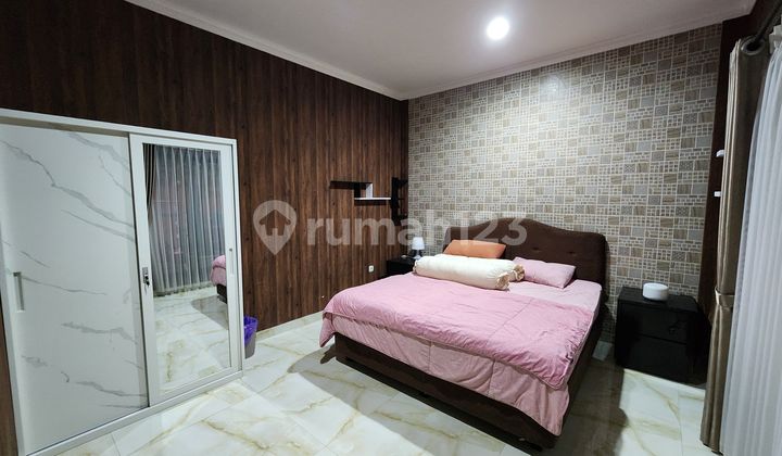 Dijual Rumah 2 Lantai Full Furnished Termurah Strategis Bebas Banjir Shm Nego 2