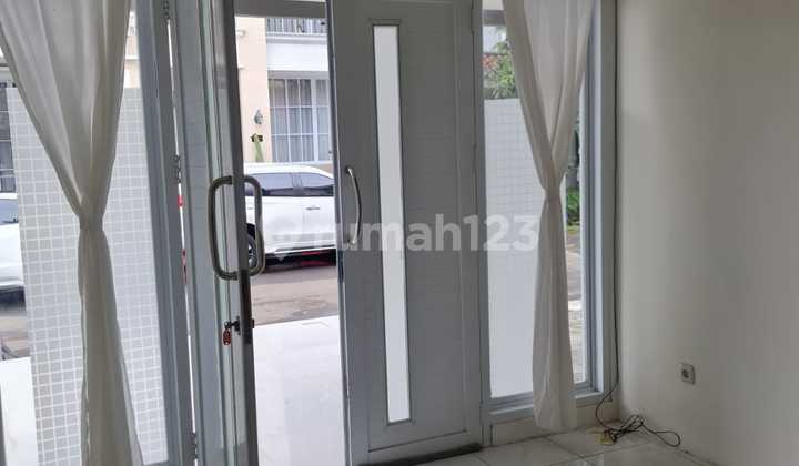 For Rent: Ready-to-Occupy 1-Story House in Strategic Bintaro Sector 9, Cheapest Price Negotiable 2