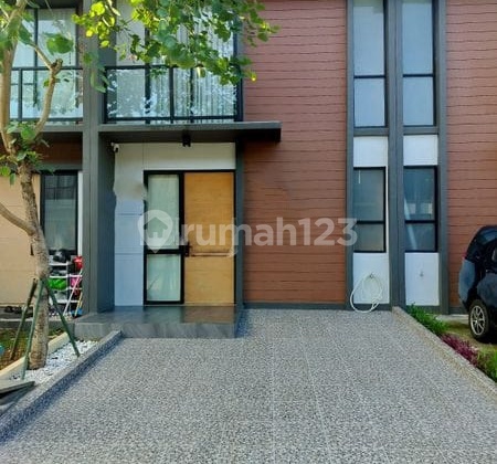 For Sale 2-Story Semi-Furnished Brand New Cheapest Strategic Negotiable Flood-Free