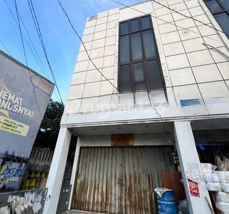 For Immediate Sale: 3-Story Shop House, Cibogo Wetan, Kelapa Dua, Cheapest, Strategic Location, SHM, Negotiable 1