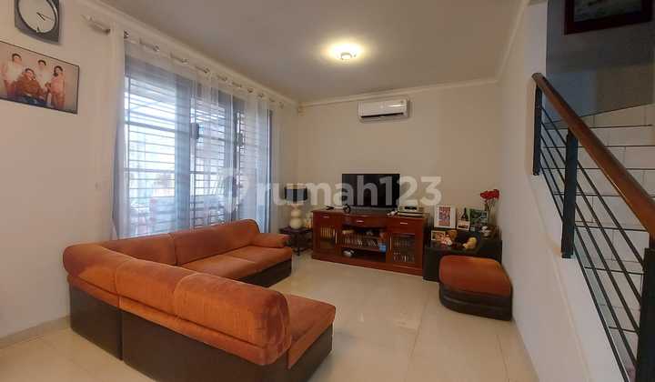 Jual Rumah 2 Lantai Delatinos Bsd City Strategis Shm Nego Jual Rumah 2 Lantai Delatinos Bsd City Strategis Shm Nego