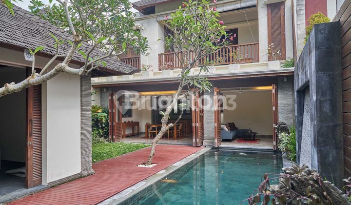 VILLA DI UMALAS SEMINYAK VILLA DI UMALAS SEMINYAK