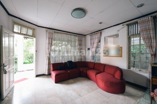 Rumah di Tomang Jakarta Barat 2