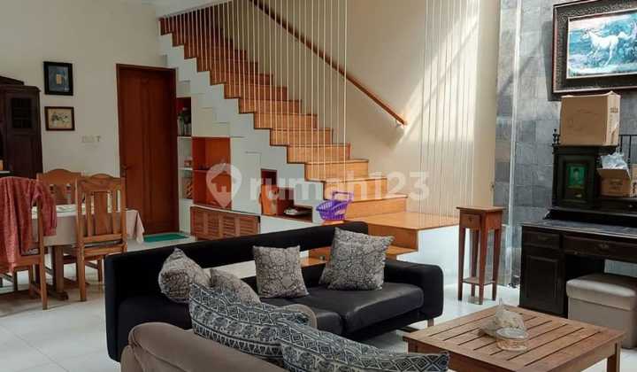 Dijual Cepat Rumah di Delman Indah Kebayoran Lama Jakarta Selatan Rumah Bagus SHM di Kebayoran Lama