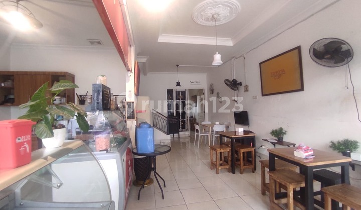 Dijual Rumah Tempat Usaha Murah Di Boulevard Hijau, Kota Harapan Indah, Bekasi Barat 2