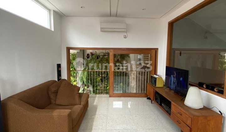 2.5-Story House in Kayu Putih, Pulo Gadung, East Jakarta 2