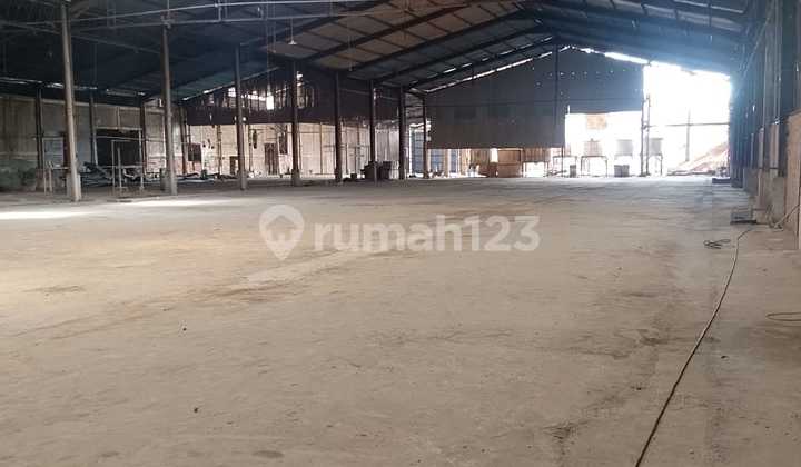 Warehouse for Rent in Cikuda Wanaherang Industrial Area, Gunung Putri, West Java. Warehouse for Rent in Cikuda Wanaherang Industrial Area, Gunung Putri, West Java.
