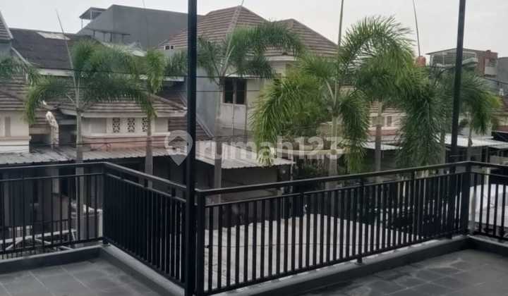 Rumah Mewah 2 Lantai Cluster Aralia Siap Huni Harapan Indah 2 Bekasi Rumah SHM Bagus di Harapan Indah