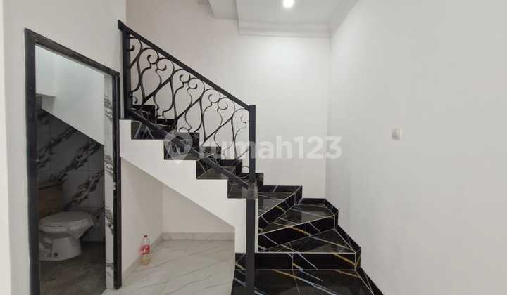 Dijual Rumah Mewah Baru Dalam Komplek Duren Sawit Jakarta Timur Rumah Bagus SHM di Duren Sawit 2