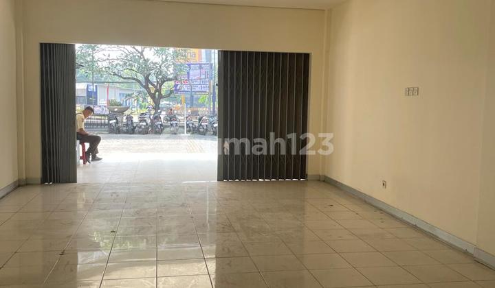 Affordable Shop House in Citra Grand Cibubur, Transyogi Main Road, Cibubur. Shop House in Cibubur, 88.0 m², Unfurnished. 2
