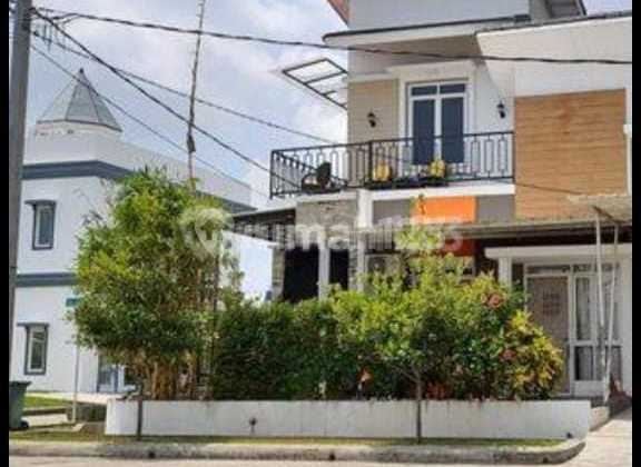 Dijual murah Rumah 2 Lantai Fully Furnished  di Claster Victoria Grand Resident Bekasi 