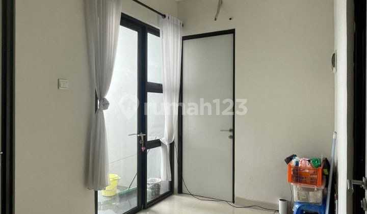 Rumah 2 Lantai di Cluster Cherryville Grand Wisata Bekasi 2