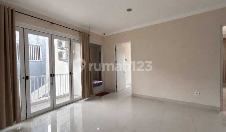 Rumah Mewah 2 Lantai di Grand Wisata Bekasi 2