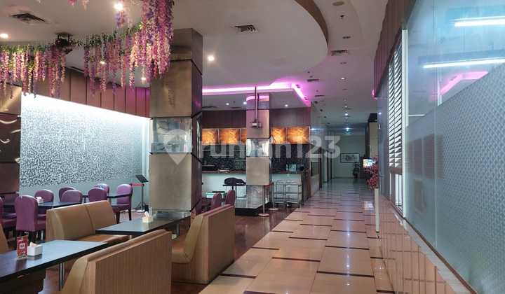 Cheap Sale 2-Star Hotel in Bandengan, North Jakarta