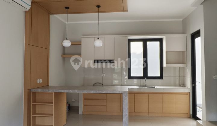 Rumah Di Summarecon Crown Gading Cluster Regia Bekasi Rumah di Bekasi 2