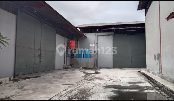 Warehouse in Plumpang Semper, North Jakarta