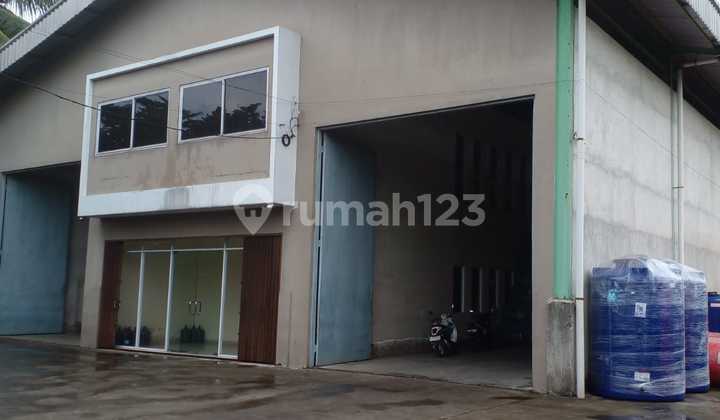 For Quick Sale Warehouse and Office in Jambe Tipar Tigaraksa Tangerang Warehouse in Tangerang 3000.0 M² Unfurnished HGB