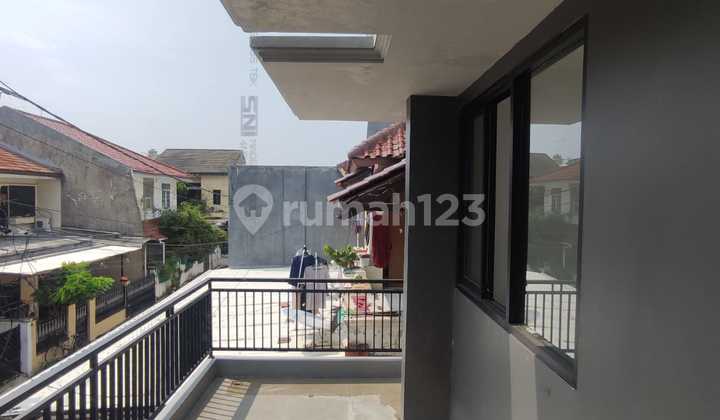 For Sale Beautiful Brand New Strategic House in Puloasem, Rawamangun, East Jakarta 2