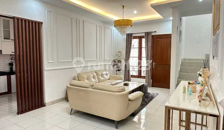 Rumah Murah Mewah Di Puri Sriwedari Cibubur Lt 266m2 Lb 300m  2