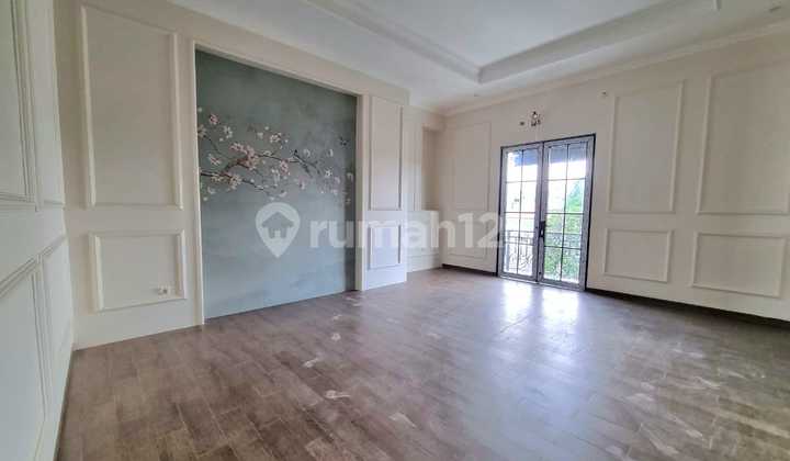 Cheap House for Sale in the Menteng Area, Central Jakarta. SHM in Menteng, Good SHM House. 2