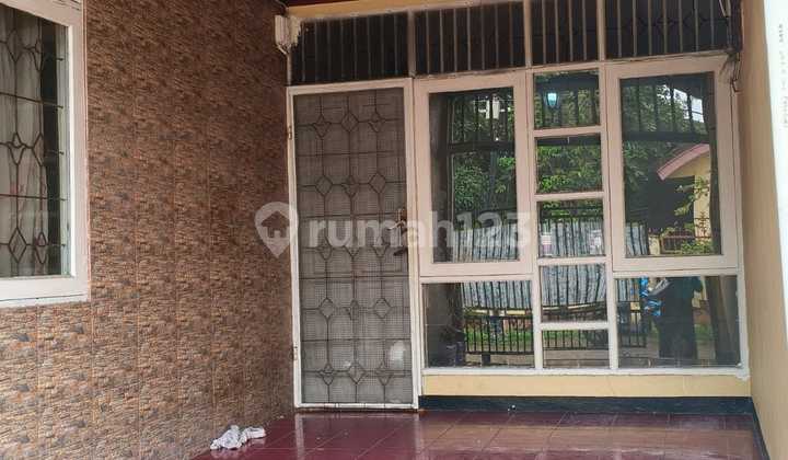 Rumah 1.5 Lantai di Taman Harapan Baru Thb Bekasi Kota 2