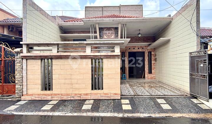 Rumah Siap Huni di Kebon Baru Akses 2 Mobil 