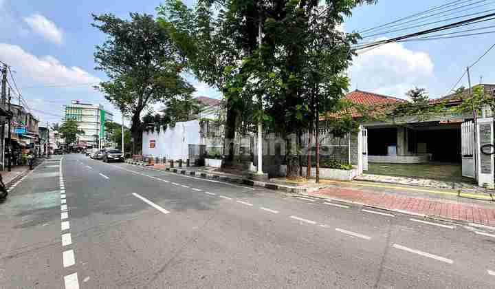 Business Location House in West Tebet Business Location House in West Tebet