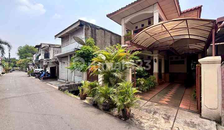 RUMAH SIAP HUNI SUPER DEAL DI TEBET BUKIT DURI AKSES JALAN 2 MOBIL 2