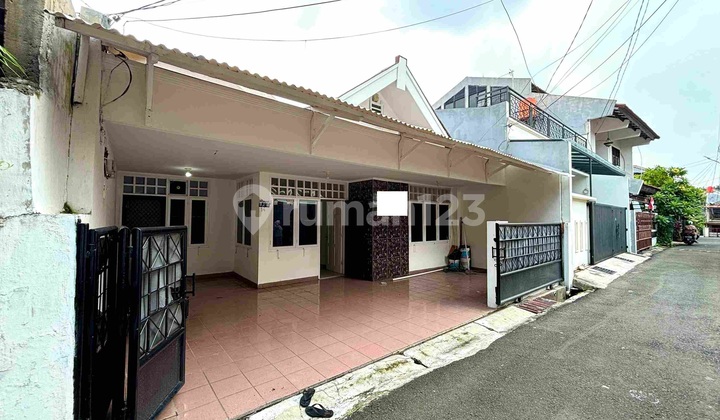 Rumah Siap Huni Dekat Ec Park Akses jalan 1 Mobil Dekat Jalan 2 Mobil 1