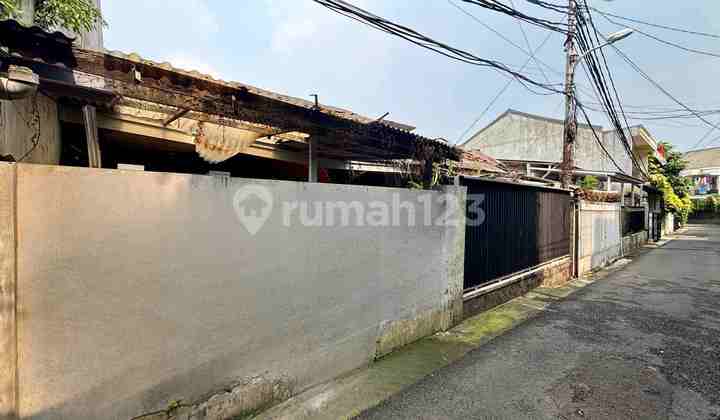 Akses Favorit Rumah Hitung Tanah di Tebet Timur Akses Favorit Rumah Hitung Tanah di Tebet Timur