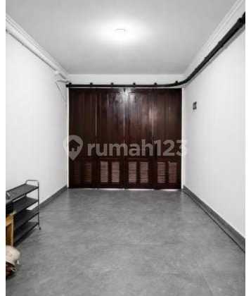 Beautiful Ready-to-Occupy House for Rent Near Tb Simatupang Office Area 2