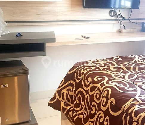 Apartment Taman Anggrek (Studio)