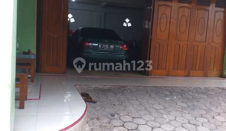 Rumah Dua Lantai Di Jakarta Timur  2