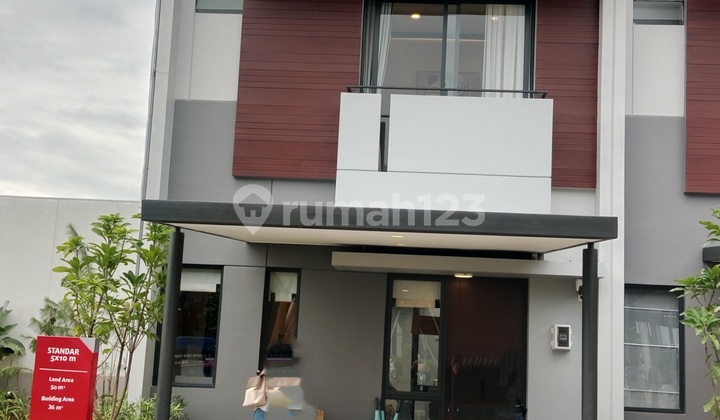 Rumah Bagus Eksklusif 2 Lantai 