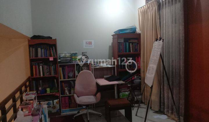 foto lainnya dijual rumah 2 lantai istana