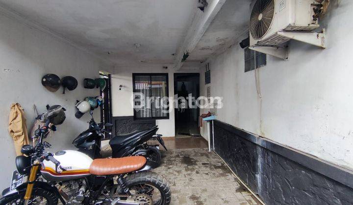 Rumah Kost Eksklusif 17 Kamar – Jl. Jenderal Sudirman, Tangerang – Siap Huni! 2