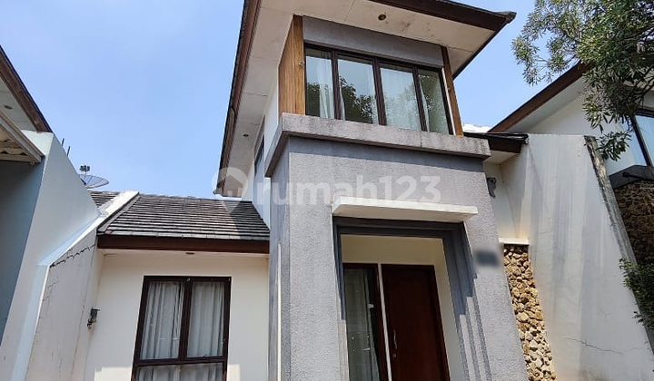 Rumah Modern dengan Lingkunga Strategis di Avani Amarilla BSD 