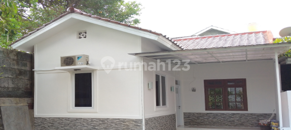 Comfortable 2-Story Residence in Adena Cluster, Graha Raya Bintaro Comfortable 2-Story Residence in Adena Cluster, Graha Raya Bintaro