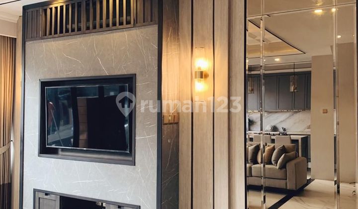 Rumah Besar dan Mewah 3 Lantai di Lokasi Strategis Renon 2