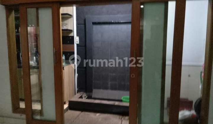 Quick Sale at NJOP Price for a Good Minimalist House in Gunungbatu, Bandung 2