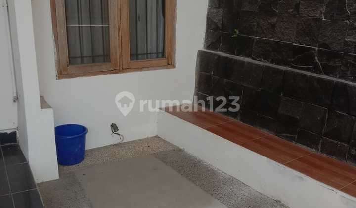 Dijual Rumah Siap Huni 2 Lantai Full Furnished Daerah Sariwangi