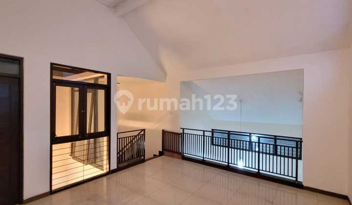 For Sale Renovated Move-In Ready House in Batununggal Abadi Bandung