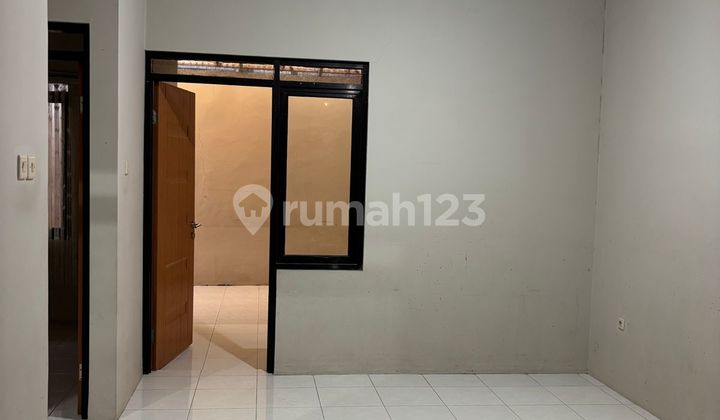 Sewa Atau Jual Rumah Asri Bagus Komplek Elit Jingga Residence  2