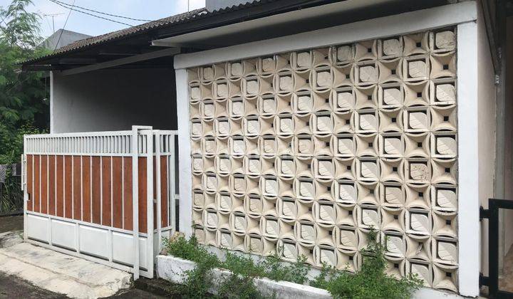 Disewakan Rumah Grand Residence Bekasi Dekat Grand Wisata! 2