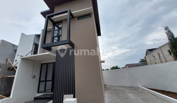 Rumah Baru Modern Minimalis Dekat Ub & Polinema