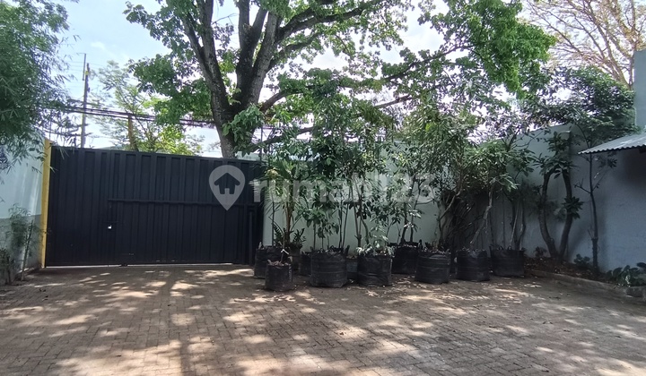 For Sale: Modern Warehouse Equipped with Office Space, 2 Floors, Near Highway and Airport.