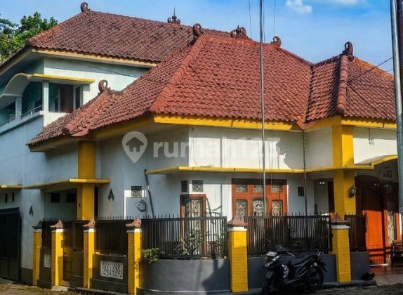 Dijual Rumah Siap Huni 2 Lantai Dekat Kantor Terpadu Kota Malang