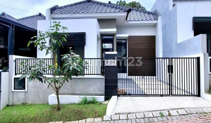 Dijual Rumah Siap Huni Gaya Modern Minimalis Dalam Cluster 1