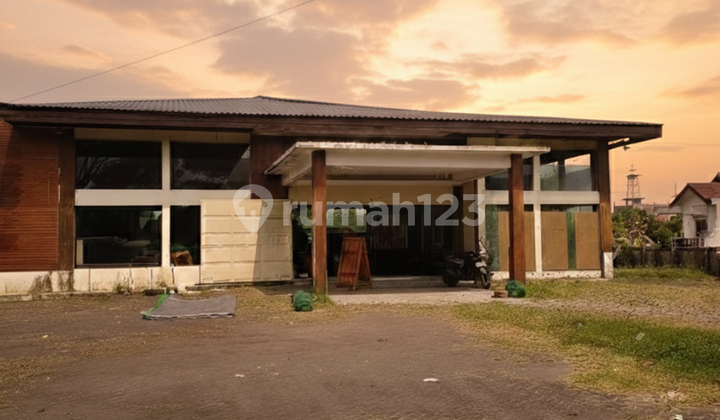 For Rent Commercial Space Former Restaurant Adjacent to Plaza Araya Suitable for Your Business For Rent Commercial Space Former Restaurant Adjacent to Plaza Araya Suitable for Your Business