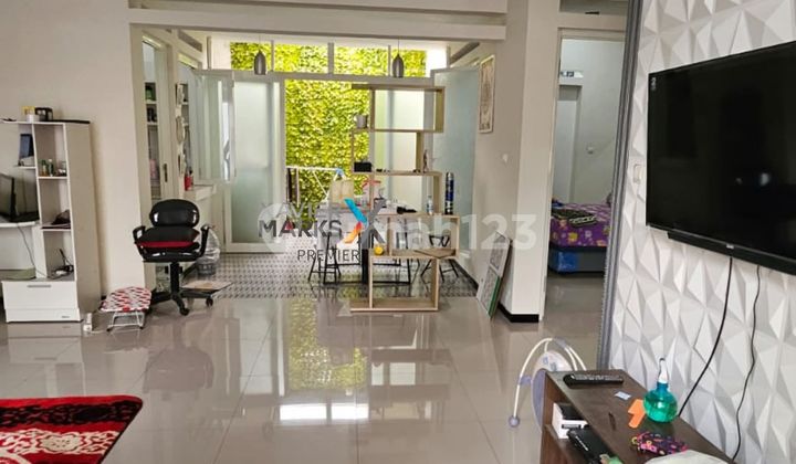 One Gate Modern Minimalist Style Residence Ready to Occupy Within a Cluster 2